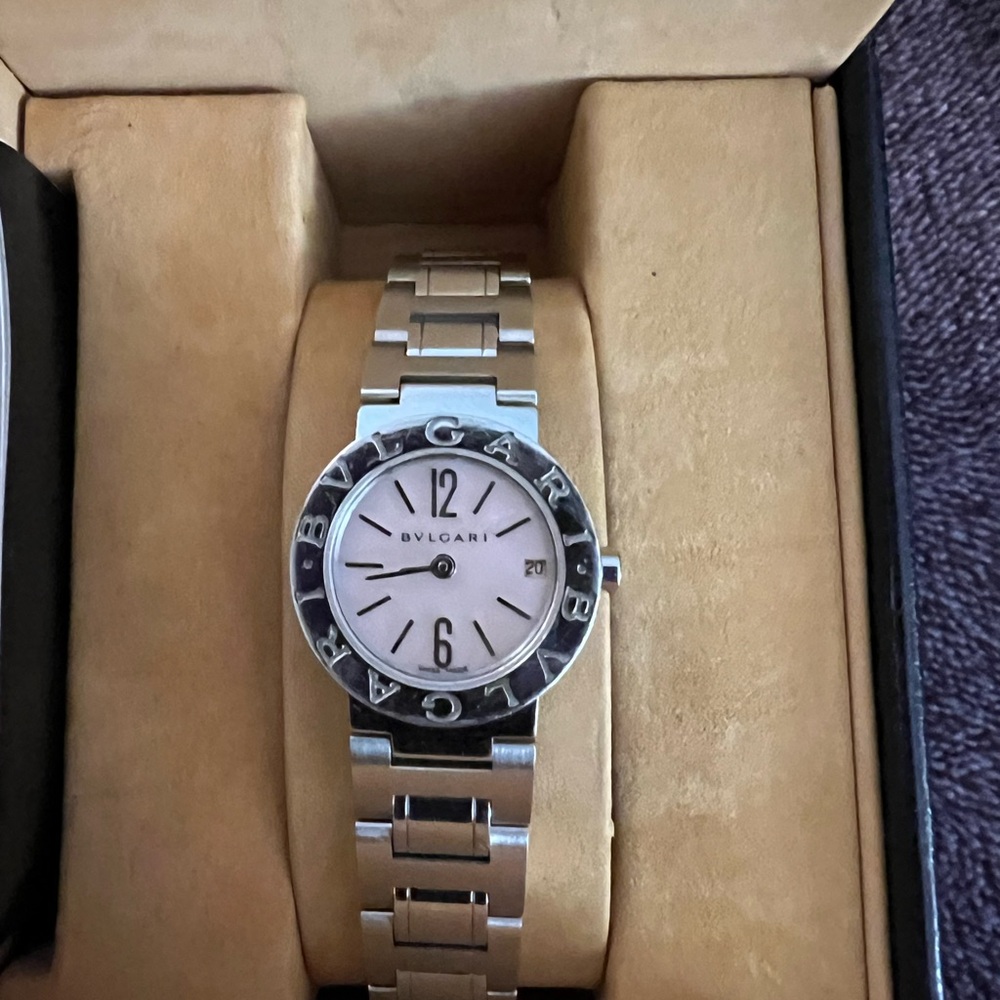 Bulgari Silver Watch with Round Face and Linked Metal Band